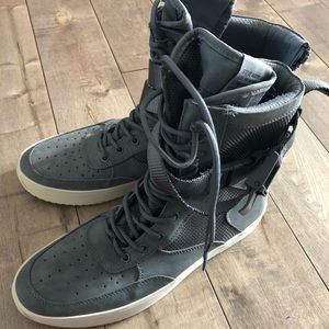 Steve Madden Zeroday Sneakers